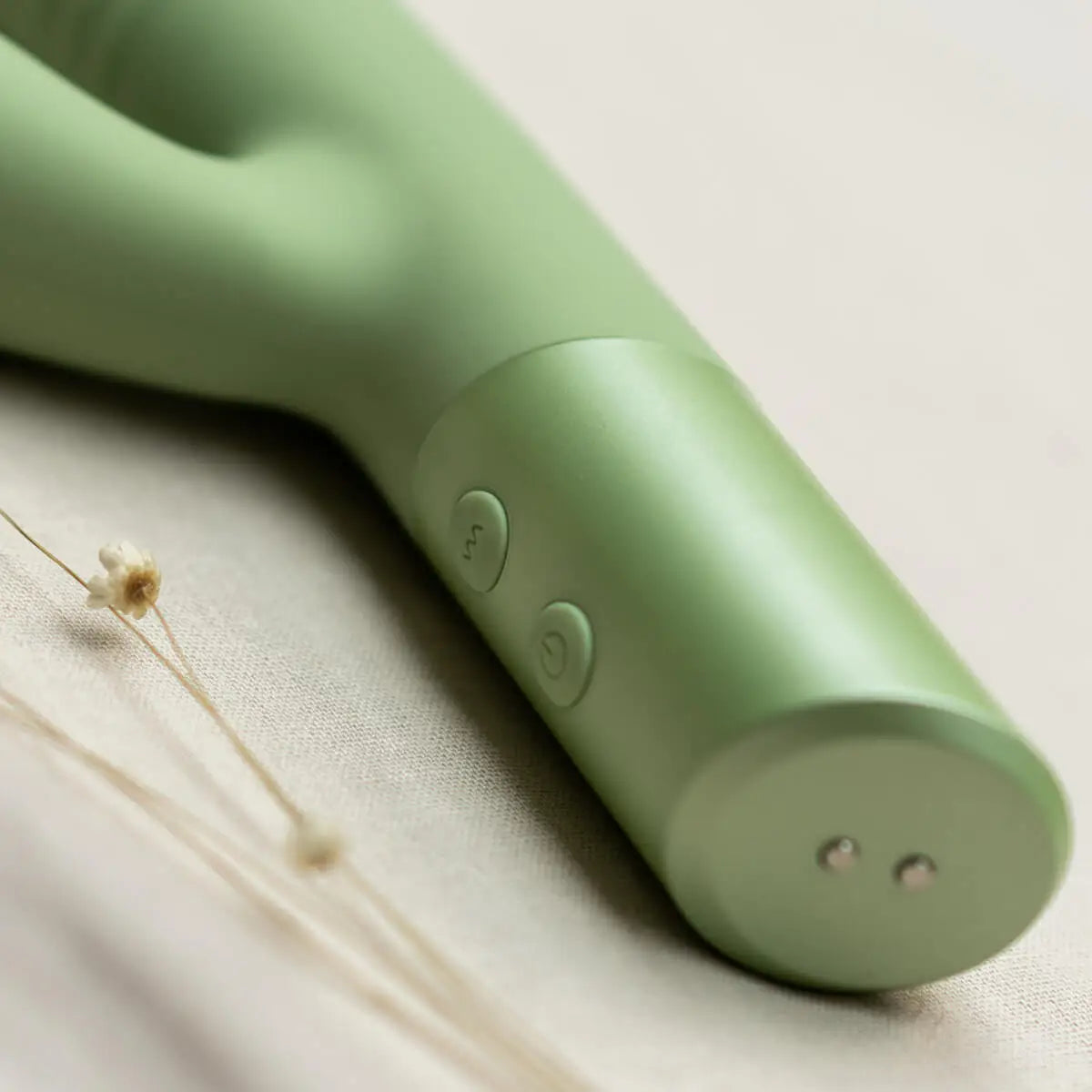 YARROW Vibrador c/Movimento Penetração e Estimulação Clitoriana em Silicone Sustentável